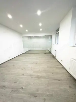 Inchiriez spatiu central pentru birouri 55 mp - imagine 3 Inchiriez spatiu central pentru birouri 55 mp - imagine 3