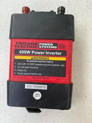 Invertor 400 W Chicago Electric