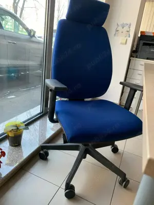 Vand set birou complet: birou 150x80, scaun ergonomic si casetiera cu sertare. - imagine 4