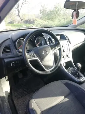 Vand Opel Astra 2016,1600 cm3,50.000 km, GPL benzina, unic proprietar - imagine 3