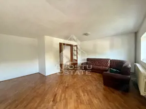 Casa tip duplex, P+2E, garaj, zona Simion Barnutiu