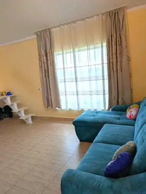 Casă de vânzare în Cazasu  - imagine 2