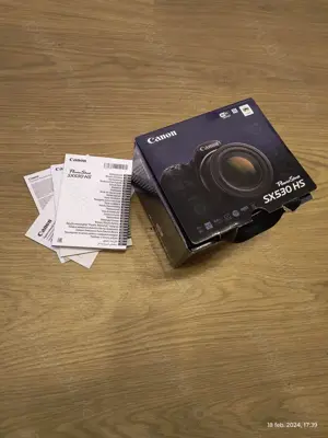 Camera foto Canon SX530HS, trepied si geanta - imagine 2