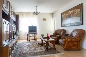 Casă de vânzare în centrul Devei-ideală pentru Investiție! - imagine 7