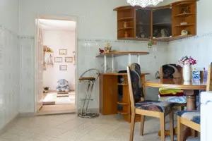 Casă de vânzare în centrul Devei-ideală pentru Investiție! - imagine 10