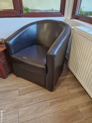 Fotolii din piele sintetică  - imagine 3