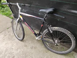 Vând bicicletă Specialized de Bărbați cu roți de 26, hibrid(stradă şi teren),Echipată cu Shimano - imagine 5