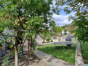 Casă de vânzare în Teaca   985 mp teren, utilități complete - imagine 2