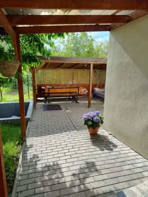 Casă de vânzare în Teaca   985 mp teren, utilități complete - imagine 10