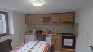 Casă de vânzare în Teaca   985 mp teren, utilități complete - imagine 8