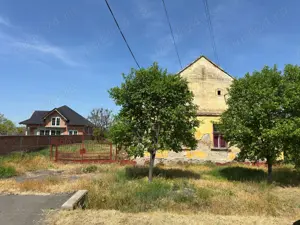 Vand urgent!!!!Casa bătrâneasca