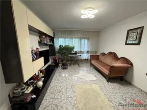 3 camere, etaj 3 cu acoperis, 2 balcoane , 2 bai, zona centrala - imagine 3