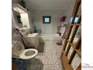 3 camere, etaj 3 cu acoperis, 2 balcoane , 2 bai, zona centrala - imagine 13