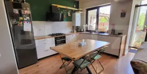 Apartament cu 3 camere, 98 mp, cu gradina de 281 mp, zona Stupini-Brasov