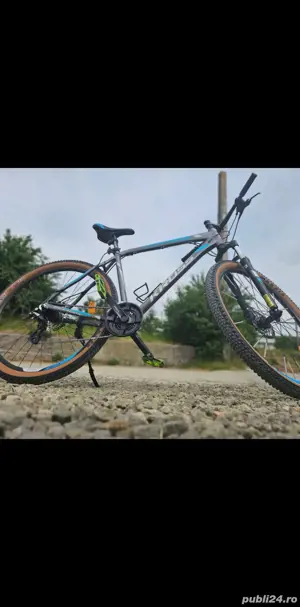 bicicleta Hexagon echipata profesional.A fost cumparata de noua