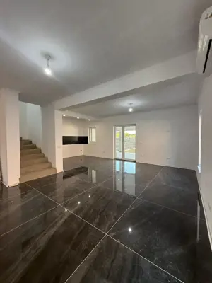 Duplex  3 dormitoare -zona centrala - Dumbravita