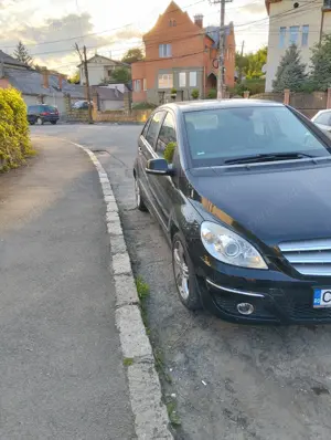 Mercedes Benz B180 - imagine 2