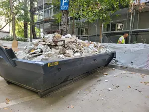 Transport moloz deseuri din constructii  - imagine 3