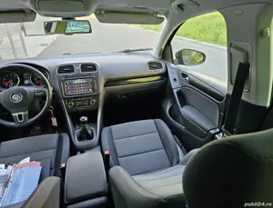 VW Golf 6 1.4TSI Navigatie SenzoriParcare DubluClima  CamerăMarșarier Bluethoot PilotAuto Euro5  - imagine 6