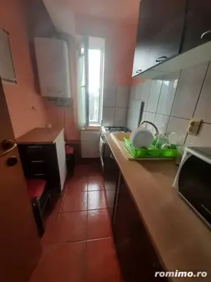 apartament 1 camera , zona Dacia 