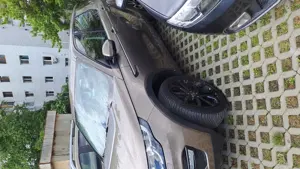 Land Rover, fabricație 2016, înmatriculat   în România.