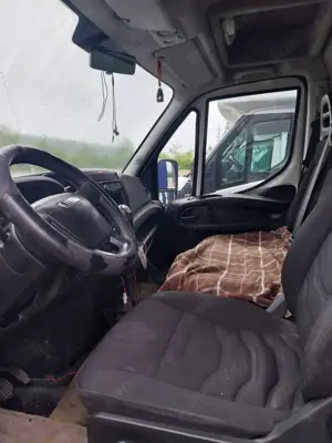 Vand Iveco 35C13 - imagine 5