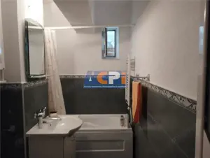 3  camere decomandate centru - imagine 15