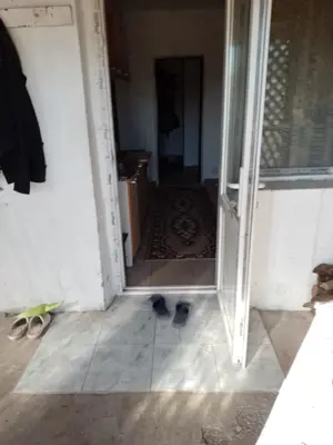 Vand apartament 3 camere