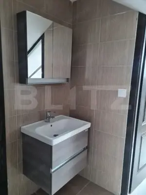 Apartament de vanzare, cu o camera decomandata, 84 mp, zona Tudor - imagine 6