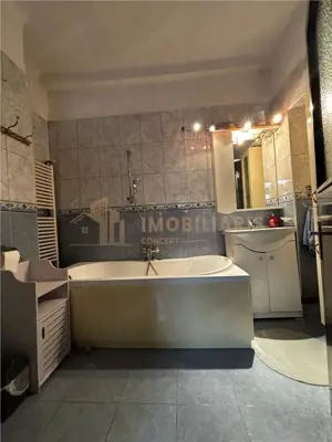 Casa +spatiu comercial zona Centrul Vechi - imagine 7