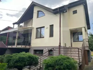 Casă spațioasă cu teren 769 mp – cartier Răsăritului, Sâncraiu de Mureș