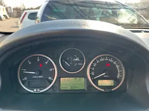 Vand land rover frelender automata 2011 96.000 km - imagine 5