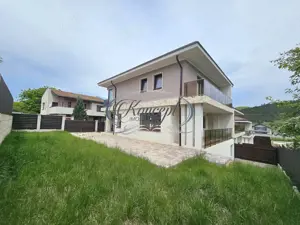 Case cuplate in ansamblu nou Luna de Sus - imagine 2