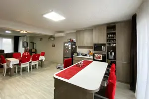 Vând casa mare in Oradea - imagine 10