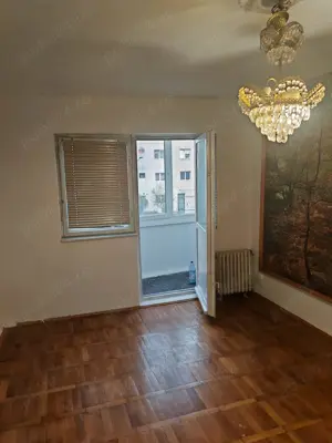 Apartament de vanzare - imagine 2