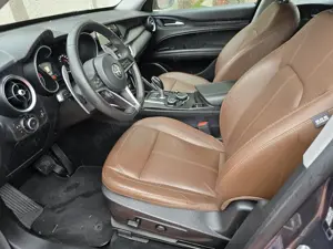 Alfa Romeo Stelvio 2.0 Turbo 16V AT8-Q4 Sprint - imagine 5
