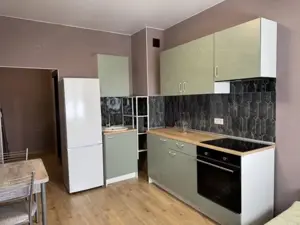 Garsoniera de inchiriat in zona Tractorul