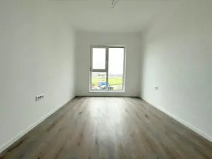 Apartament de 2 camere, decomandat, bloc nou!