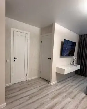 Apartament cu o camera de inchiriat in Tractorul - imagine 5