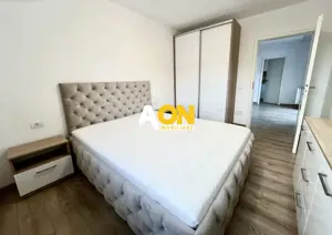 Apartament cu 2 Camere, Zona Schit