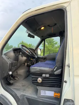 Închiriez sau vând autoutilitară  - imagine 10