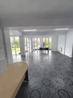 SPATIU BIROURI//CABINETE MEDICALE//CANTACUZINO