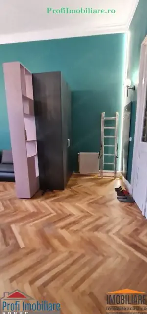 Apartament et.1, luxury class, langa Primarie cu balcon si vedere spre Parc - imagine 7