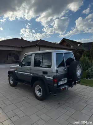 Toyota Land Cruiser Retromobil
