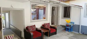 MOLDOVA NOUA, zona centrala, Casa 4 camere, 2 bai si garaj - imagine 13