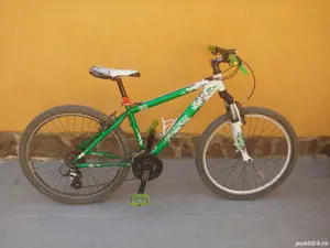 Bicicleta MTB Saracen 26" pinioane, schimbatoare, mansoane, lant NOI !
