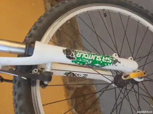 Bicicleta MTB Saracen 26" pinioane, schimbatoare, mansoane, lant NOI ! - imagine 3