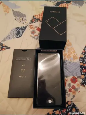 Asus ZenFone 4 ze55kl și Motorola Edge40 Viva Magenta