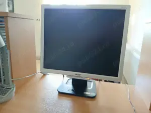 Monitor ACER 17"