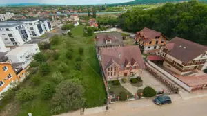 De Vânzare  Pensiunea Laura – 3 Margarete, Sânmartin, Băile Felix